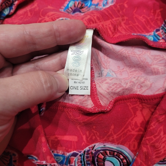 LuLaRoe Camera Print Leggings OS - Picture 5 of 6